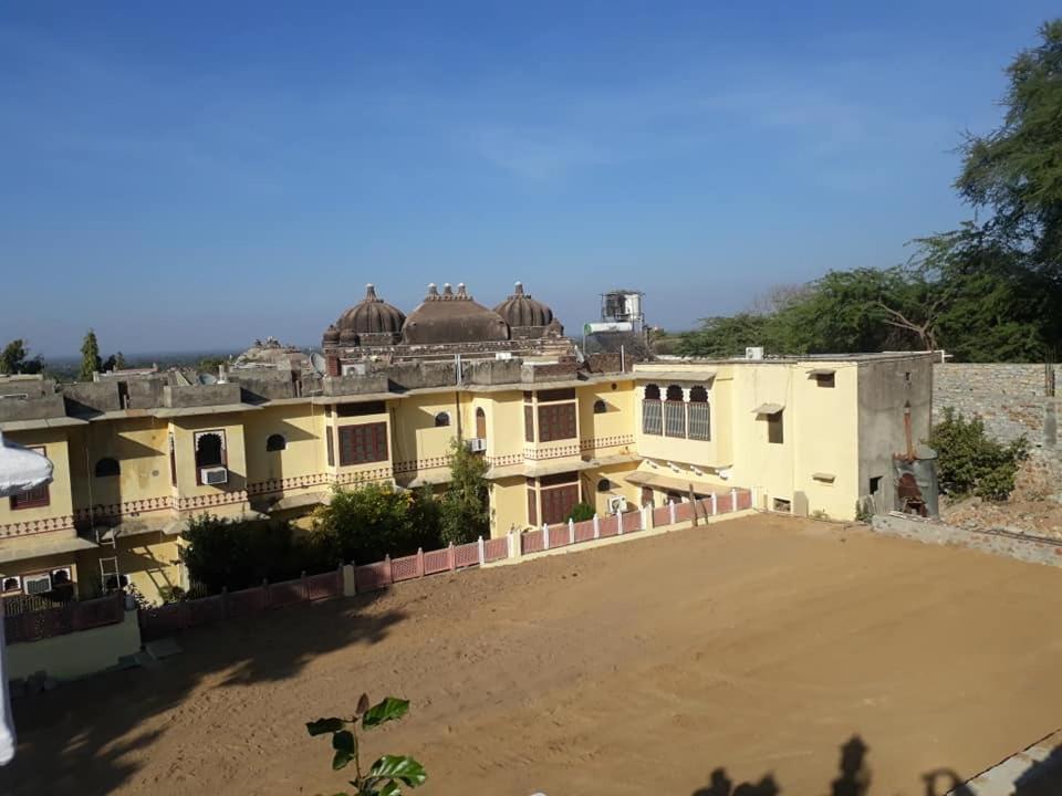 Bassi Fort Palace Chittorgarh ภายนอก รูปภาพ