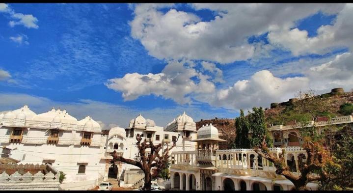 Bassi Fort Palace Chittorgarh ภายนอก รูปภาพ