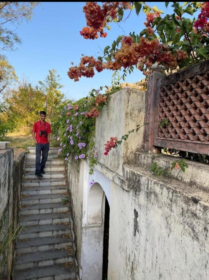 Bassi Fort Palace Chittorgarh ภายนอก รูปภาพ