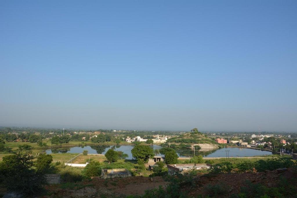 Bassi Fort Palace Chittorgarh ภายนอก รูปภาพ